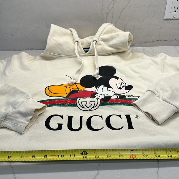 Beautiful authentic Gucci x Disney colaboration hoodie in off white terry - Picture 6 of 10